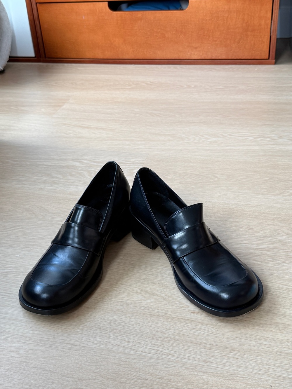 Amomento Black Leather Slip-On Round Penny Loafer for Women
